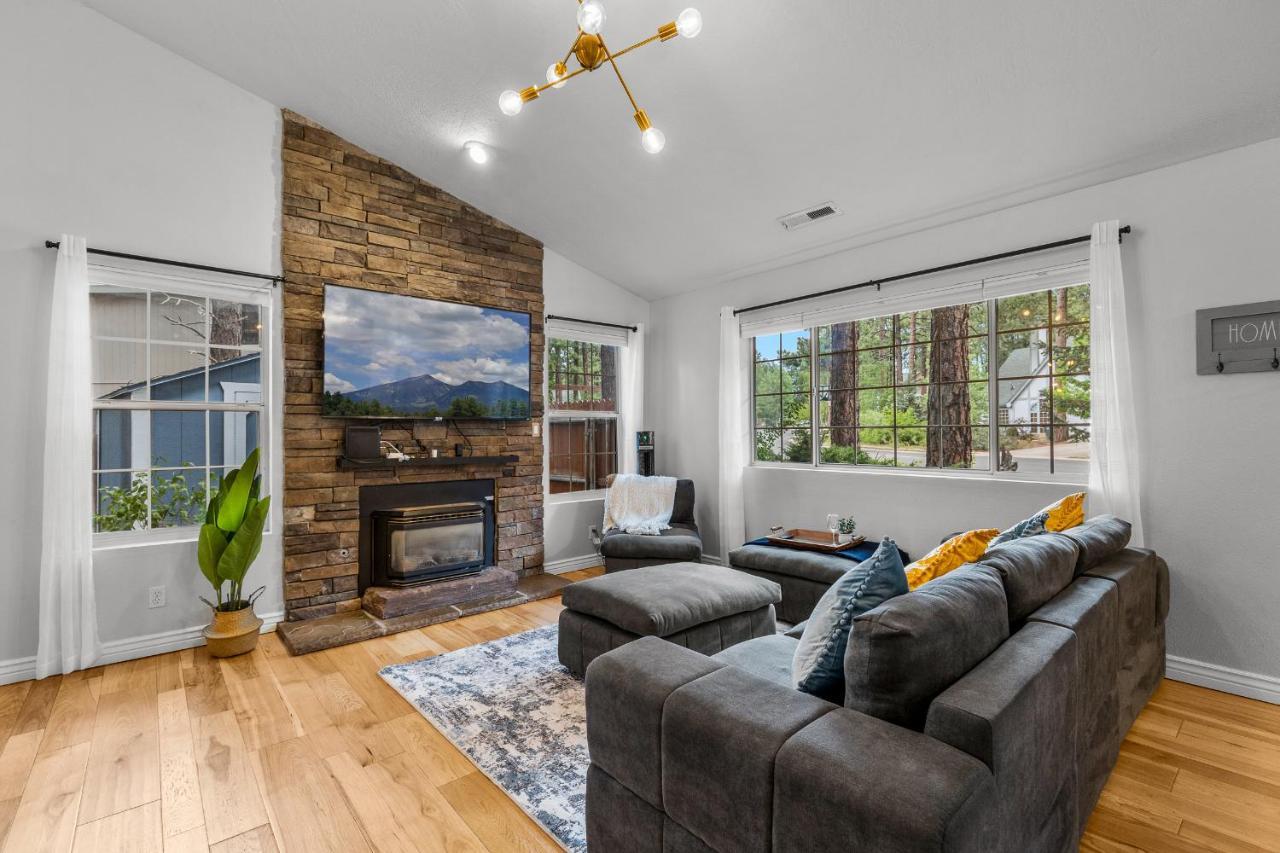 Family Friendly Escape~ Close To Downtown ~Airport ~Sedona & Grand Canyon سارية العلم المظهر الخارجي الصورة